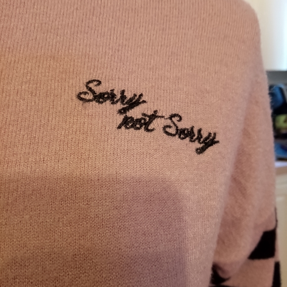 Forever 21 crop sweater - Picture 3 of 4